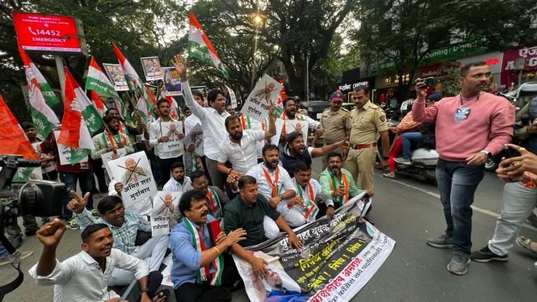 पुणे शहर युवक काँग्रेस चे अध्यक्ष सौरभ अमराळे यांच्या नेतृत्वात अमित शाह यांच्या विरोधात आंदोलन