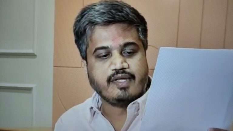 लाडक्या बहिणींना सरकार २१०० रुपये देणार की नाही? सरकारला जेरीस आणू – रोहित पवार