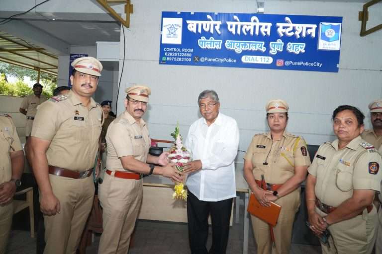 बेदरकारपणे वाहन चालवणाऱ्यांवर जरब बसवा!