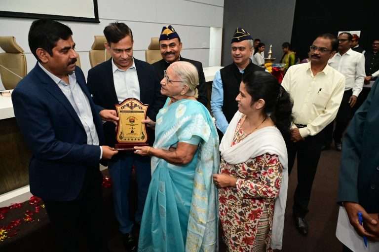 सामाजिक कर्तव्याच्या भावनेतून ध्वजदिन निधीमध्ये योगदान द्यावे- महानगरपालिका आयुक्त डॉ. राजेंद्र भोसले