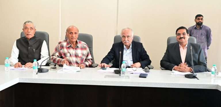 सारथी संस्थेमार्फत विविध उपक्रमांचा शुभारंभ