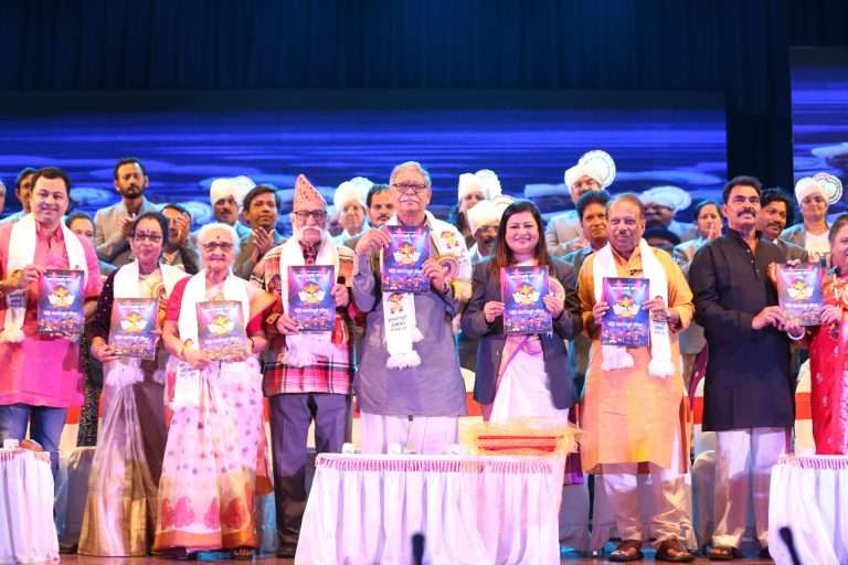 पहिल्या बालरंगभूमी संमेलनाचे थाटात उद्घाटन; मान्यवरांच्या उपस्थितीने लहानग्यांचा उत्साह द्विगुणित