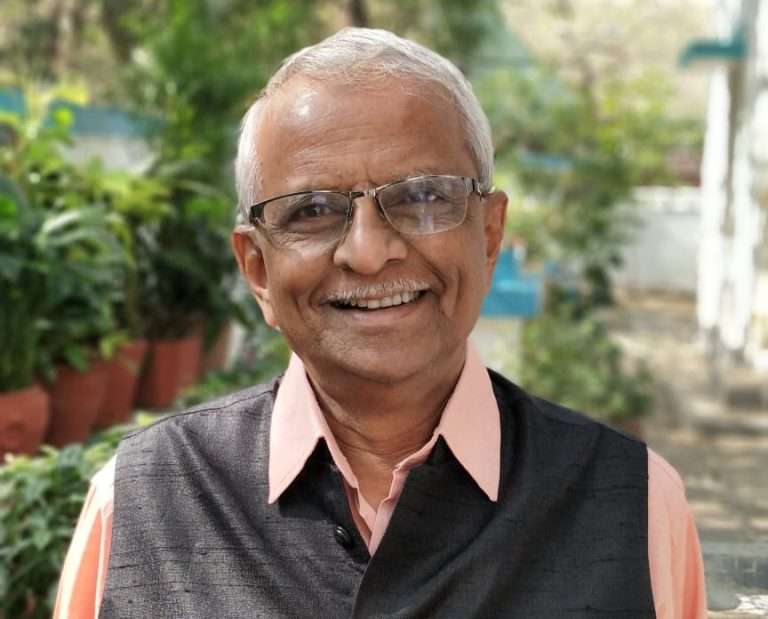 ज्येष्ठ पत्रकार डॅा. किरण ठाकूर यांचे निधन