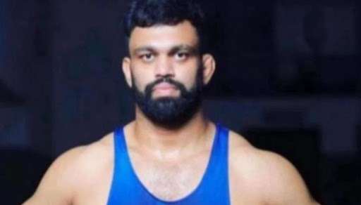 कुमार महाराष्ट्र केसरी पैलवान विक्रम पारखींचे  हृदयविकाराच्या धक्क्याने निधन