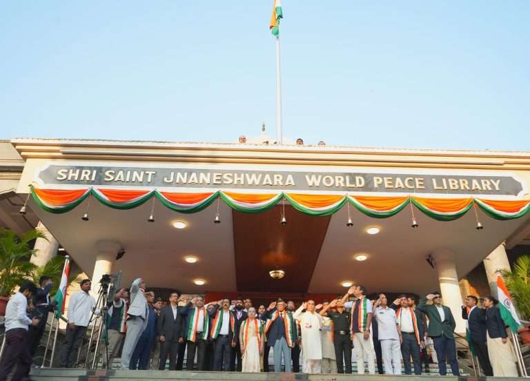 देशातील प्रत्येक सैनिक महान योध्दा- ले.जनरल. बी.टी पंडीत