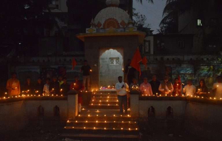 पानिपत रणसंग्रामातील वीरांना ‘दीप मानवंदना’ 