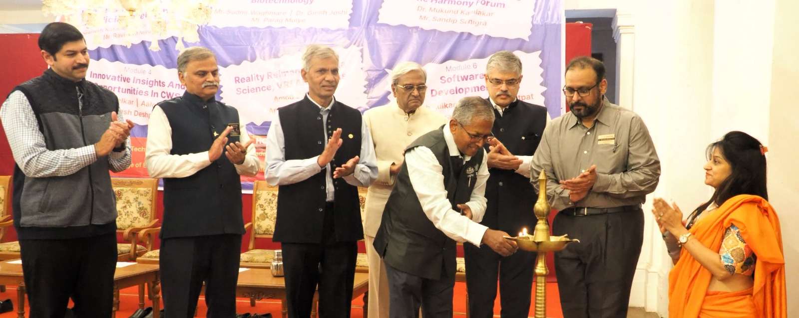 कौशल्याद्वारे विद्यार्थ्यांनी स्वत:ला विकसित करावे : पद्मश्री डॉ. संजय धांडे