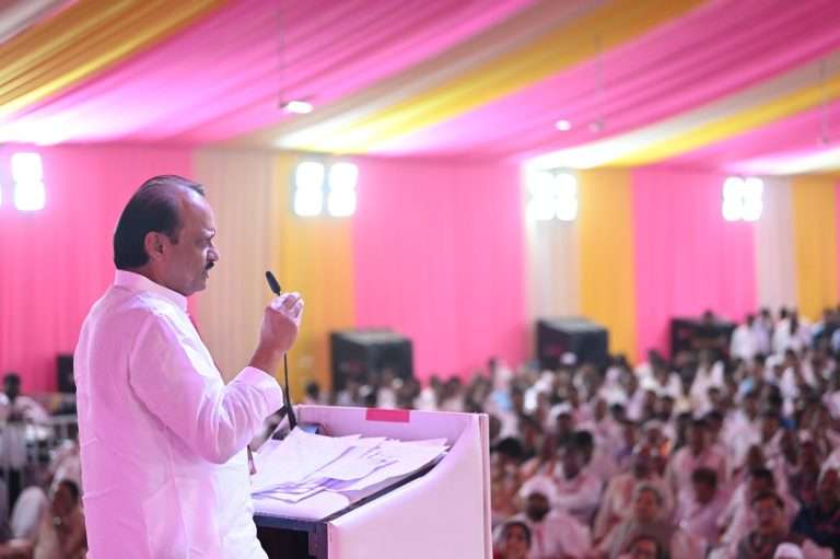 महाराष्ट्राचा विकास हाच आपला अजेंडा आहे. त्या अजेंडयापासून तसूभरही मागे पडायचे नाही – अजित पवार