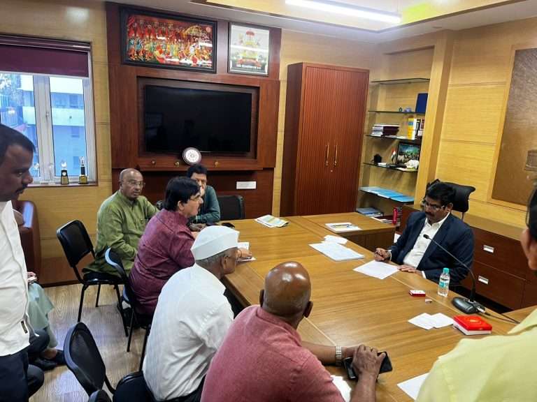 आयुक्तसाहेब ,सामान्य माणसांच्या प्रश्नाकडे गांभीर्याने पहा – दीपक मानकर