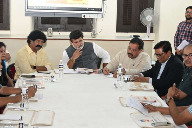 मुख्यमंत्री, दोन्ही उपमुख्यमंत्र्यांच्या उपस्थितीत विश्व मराठी संमेलनाचे उद्घाटन होणार