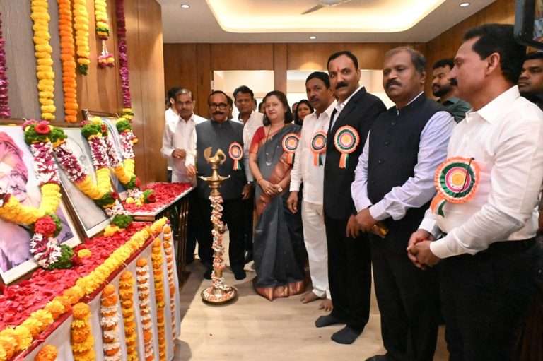 मंत्री अतुल सावे यांच्या हस्ते इतर मागास बहुजन कल्याण संचालनालयाच्या स्थलांतरित कार्यालयाचे उद्घाटन