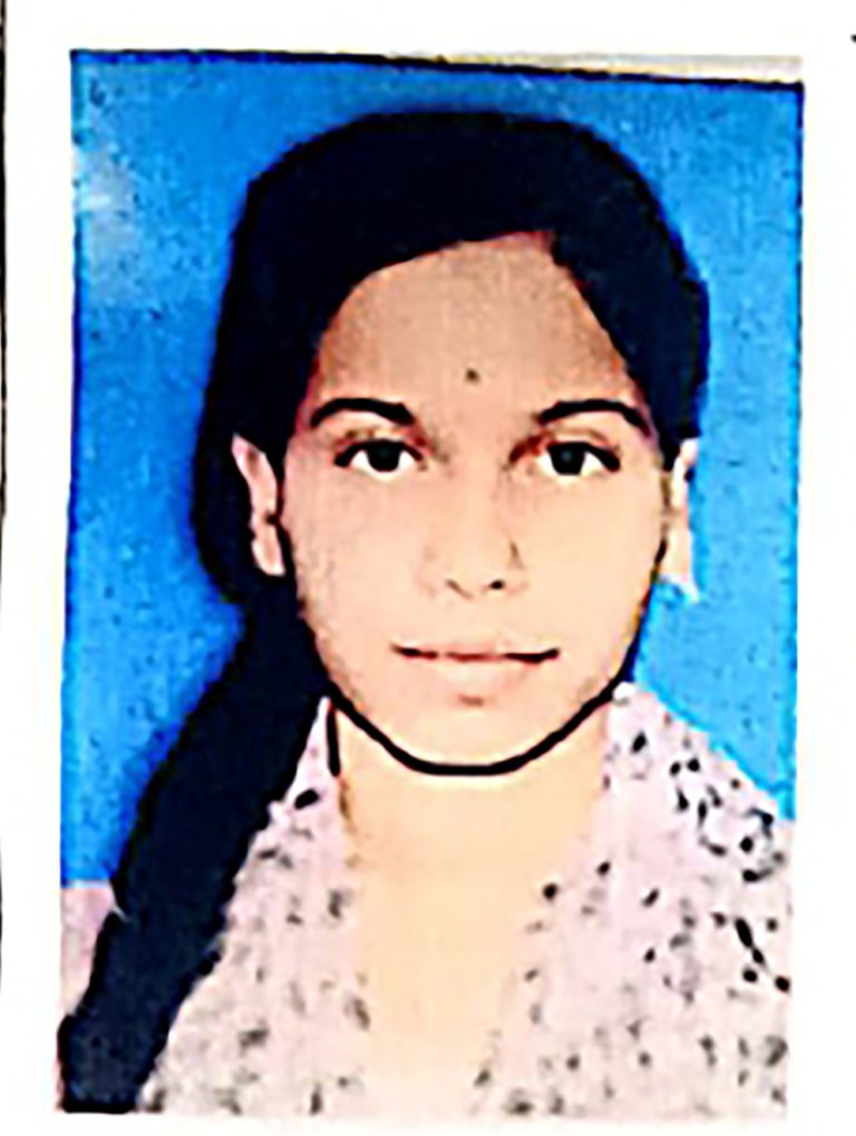 अपहृत मुलीचा शोध  घेण्यासाठी पोलिसांचे आवाहन