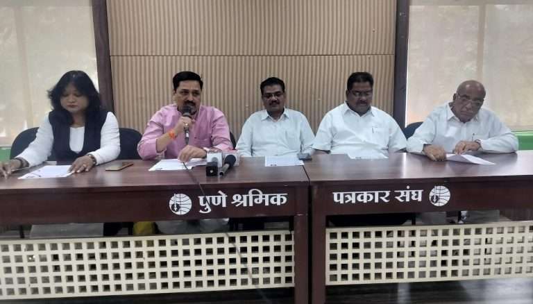 अभिजीत पवार, पांडुरंग बलकवडे, डॉ. किरण ठाकूर यांना यंदाचा गुरु महात्म्य पुरस्कार