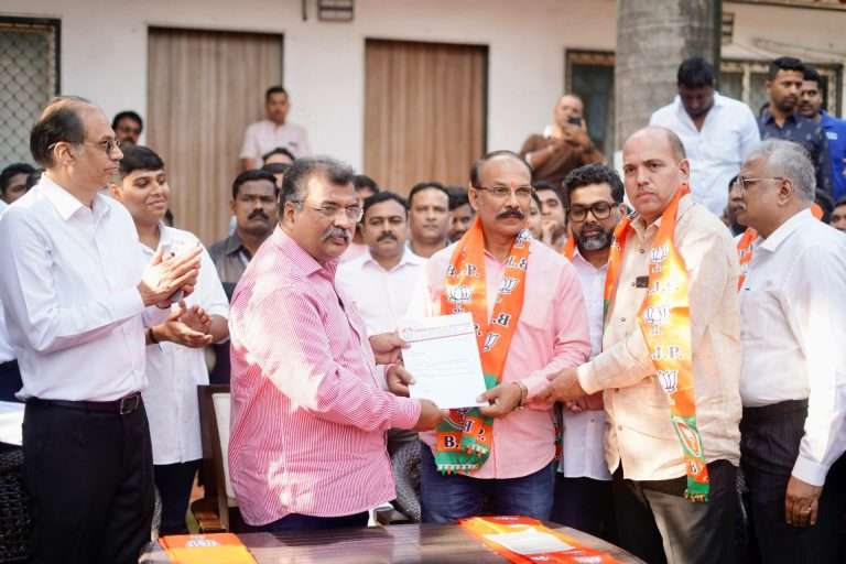 इंडिगो एअरलाईन्सच्या २००० हून अधिक कर्मचाऱ्यांचा भाजपात प्रवेश