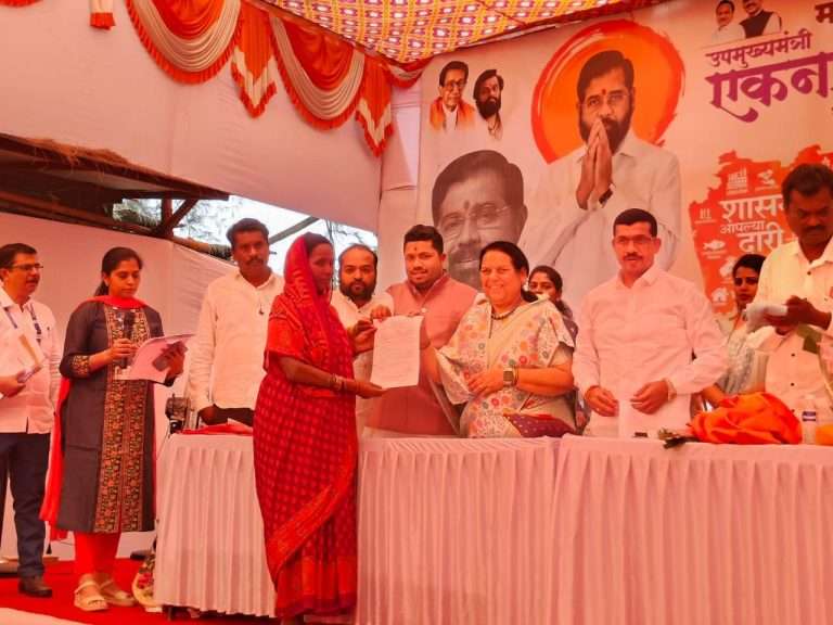 सामान्य जनतेपर्यंत वेळेत शासकीय योजनांचा लाभ पोहोचवा-डॉ नीलम गोऱ्हे