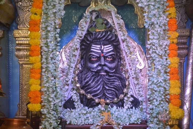 कसब्यात प्राचीन ग्रामदैवत श्री काळभैरवनाथ मंदिरात श्री महाकाल पूजा