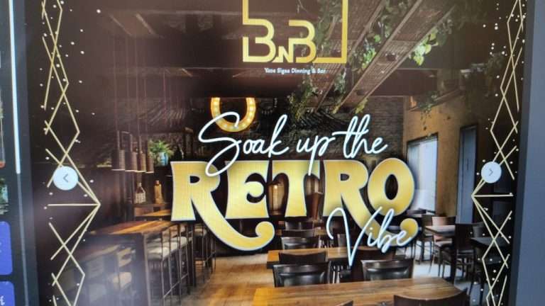 फुरसुंगीच्या हॉटेल ब्लू बेरी मालकाला आसामच्या महिलेने घातला दीड लाखाचा गंडा