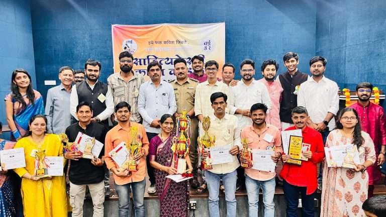 कविता म्हणजे काळजाचे गाणे आणि आपण लिहितो हे जिवंतपणाचे लक्षण – कवी सागर काकडे