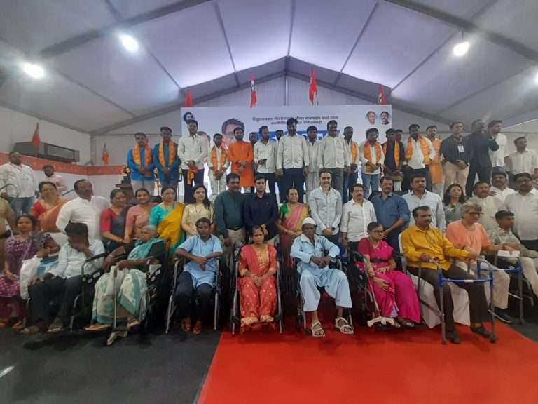 हिंदुहृदयसम्राट बाळासाहेब ठाकरे आणि मुख्यमंत्री एकनाथ शिंदे यांच्या जन्मदिनानिमित्त गोरेगाव येथे भव्य महाआरोग्य शिबिराचे आयोजन