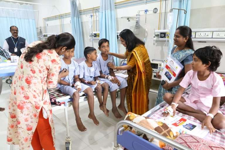 उपमुख्यमंत्री अजित पवार यांच्या संकल्पनेतून बारामतीत गरजू बालकांसाठी मोफत शस्त्रक्रिया उपक्रम