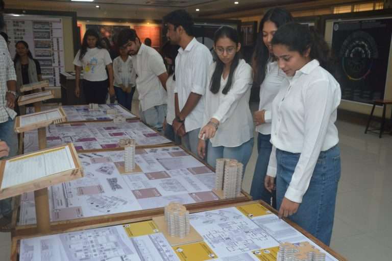 विद्यार्थ्यांनी उलगडले उपनगरांमधील शहरीकरण