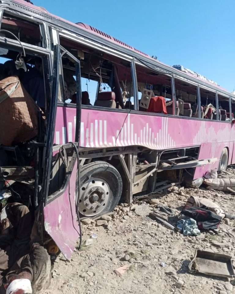 पाक सैन्यावर बलुच आर्मीचा हल्ला: 90 सैनिक मारल्याचा दावा