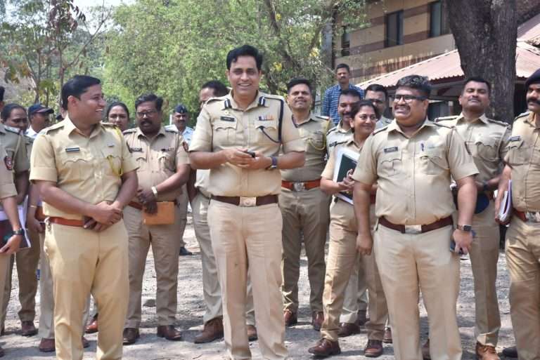 १७६८ बुलेट मॉडिफाय सायलेन्सरवर फिरवला बुलडोझर