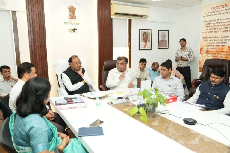 कल्याण-डोंबिवलीतील ६५ इमारतींमधीलएकाही रहिवाश्याला बेघर होऊ देणार नाही-भाजपाचे कार्यकारी अध्यक्ष रविंद्र चव्हाण