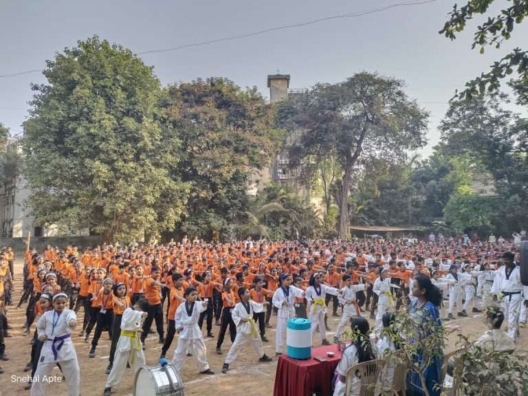 नवीन मराठी शाळेचा पुन्हा एकदा विश्वविक्रम