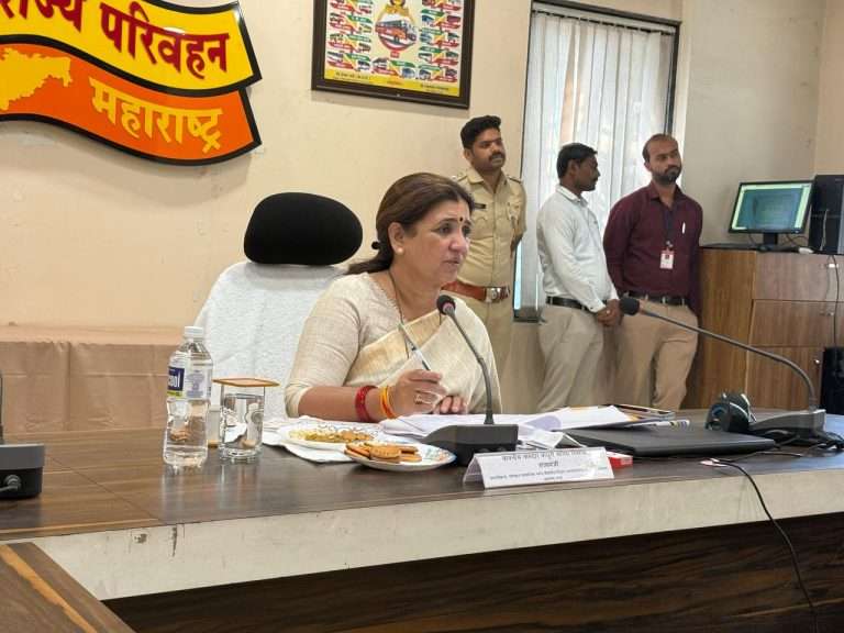 मंत्री माधुरी मिसाळांनी स्वारगेट एसटी स्थानकाच्या सुरक्षेचा घेतला आढावा,म्हणाल्या,’आयपीएस दर्जाचा सुरक्षा अधिकारी नेमणार’