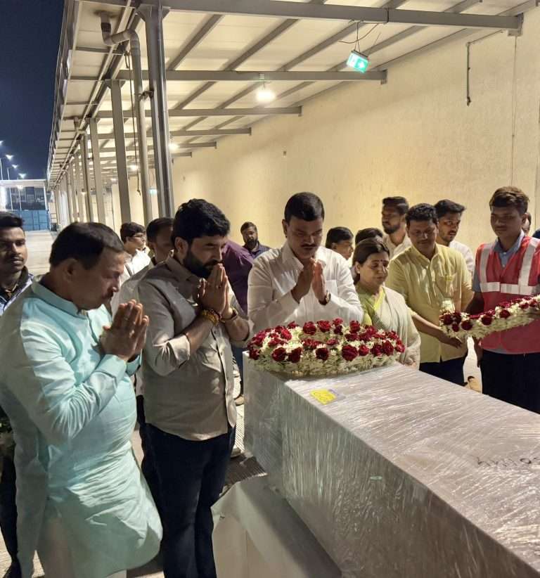 कौस्तुभ गनबोटे आणि संतोष जगदाळे यांचे पार्थिव पहाटे सव्वाचार वाजता पुण्यात …