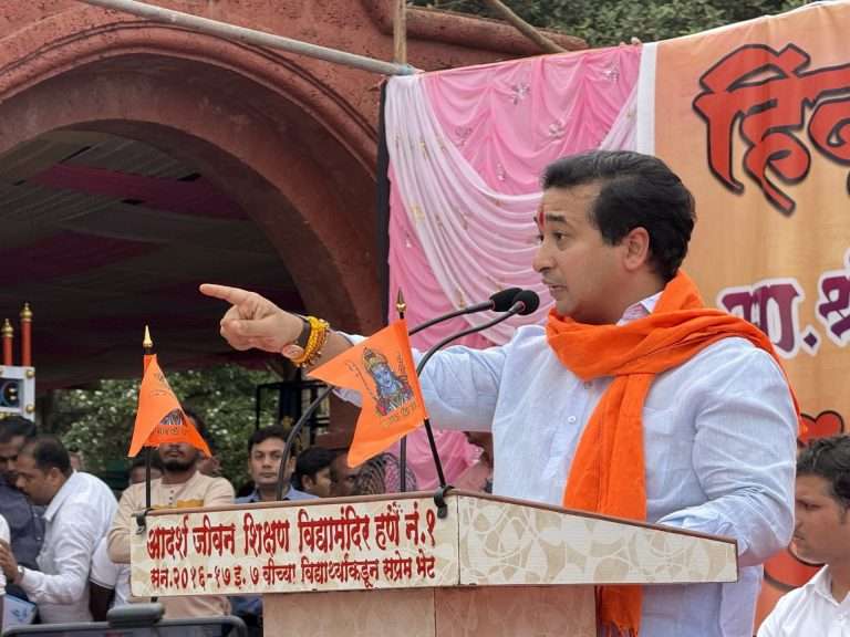 दुकानदाराचा धर्म विचारून सामान विकत घ्या:कुणी खोटे बोलल्यास हनुमान चालीसा म्हणण्यास सांगा;मंत्री नीतेश राणे यांचे हिंदुंना आवाहन