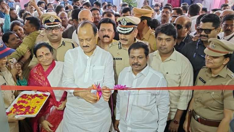 उपमुख्यमंत्री अजित पवार यांच्या हस्तेदापोडी पोलिस ठाण्याच्या नवीन इमारतीचे उद्घाटन
