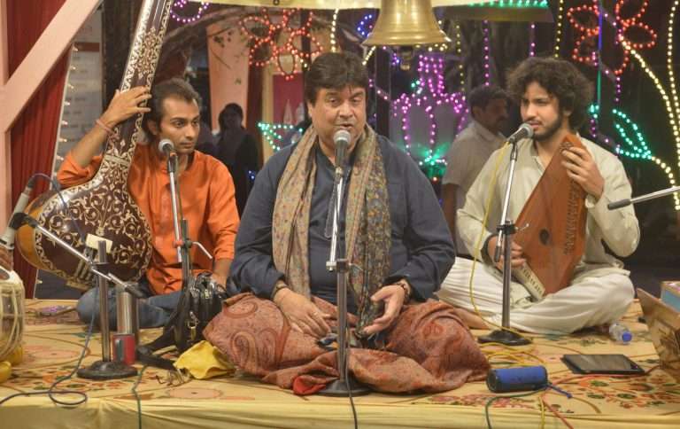 ‘अभिषेकी’ सुरांनी बहरली संगीत मैफल 