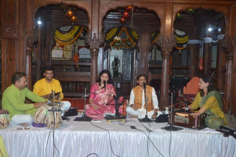 भक्तिगीतांतून शब्द आणि संगीताचा सुरेल मिलाफ