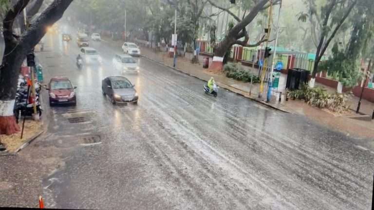 पुणे शहर आणि परिसरात अवकाळी पावसाची हजेरी