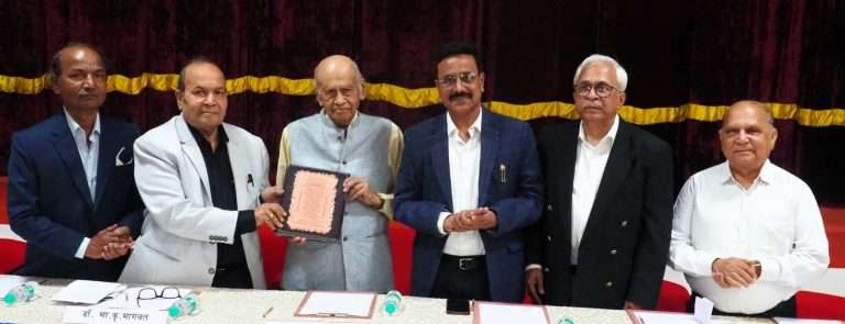 आयुर्वेदाचा शास्त्रोक्त पद्धतीने प्रचार-प्रसार व्हावा : डॉ. शरच्चंद्र हर्डीकर