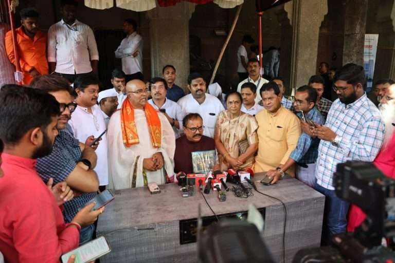 वक्फ सुधारणा कायद्यानंतर भाजपा सरकारचा पद्मनाभ मंदिरातील सोन्यावर डल्ला मारण्याचा डाव.