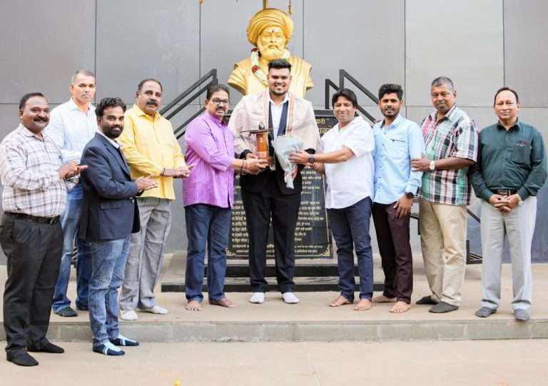 लहुजी क्रीडा संकुलचा तिसरा खेळाडू शिवछत्रपती राज्य क्रीडा पुरस्कार विजेते  रेनॉल्ड जोसेफ यांचा पुणे शहर बॉक्सिंग संघटनेकडून सत्कार