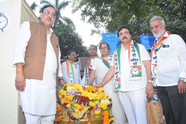 “पुण्यनगरीत सलोख्याचे दर्शन घडवत मंगल कलश रथयात्रेचे जल्लोषात स्वागत”