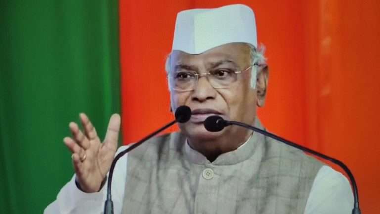 महाराष्ट्राची निवडणूक हाच मोठा फ्रॉड- मल्लिकार्जुन खरगे