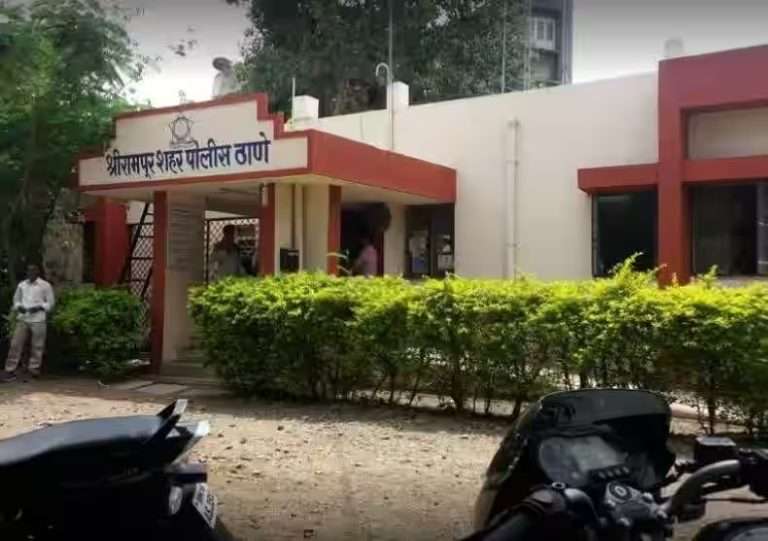 महायुती सरकार विरोधात लाडकी बहिण योजनेवरून संघटीत गुन्हेगारी, फसवणूक, विश्वासघाताची पोलिसात तक्रार