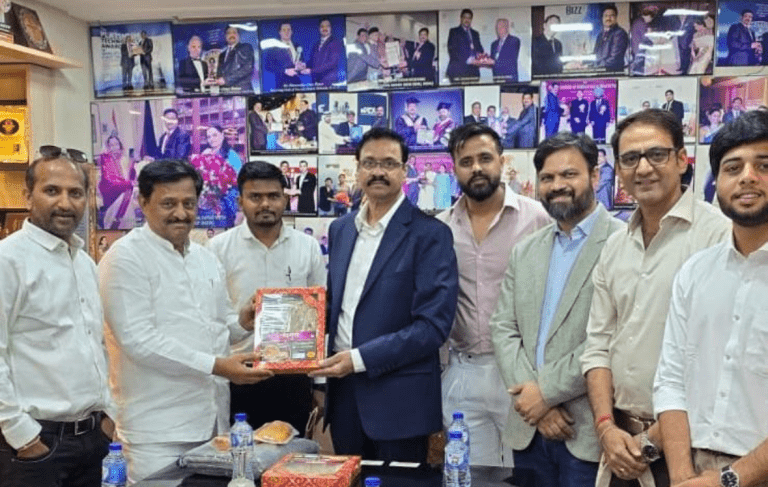 नवउद्योजकांना दुबईत उत्पादने निर्यातीसाठी मार्गदर्शन करणार : धनंजय दातार