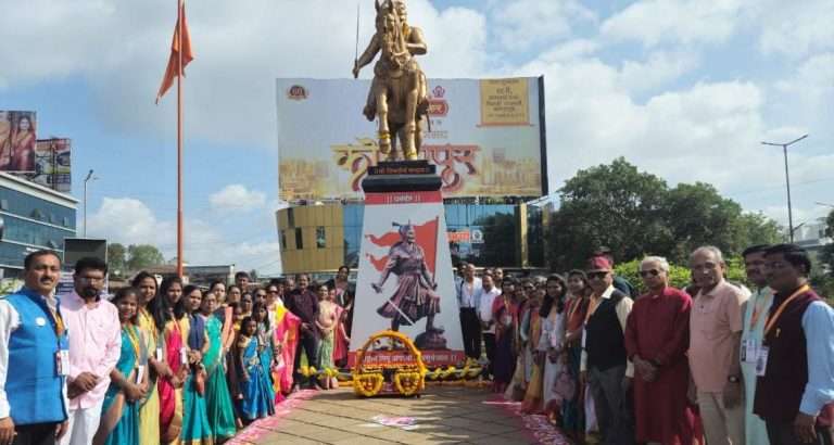 सांस्कृतिक ज्ञानदिंडीने नवोदित मराठी साहित्य संमेलनाचा जागर