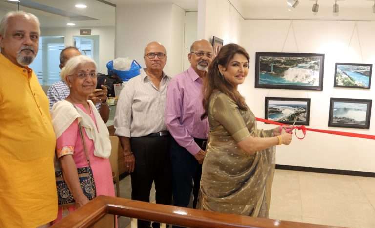 निसर्ग सौंदर्य, भवताल व सांस्कृतिक छटांची सफरघडवणारी मनमोहक छायाचित्रे: भाग्यश्री देसाई