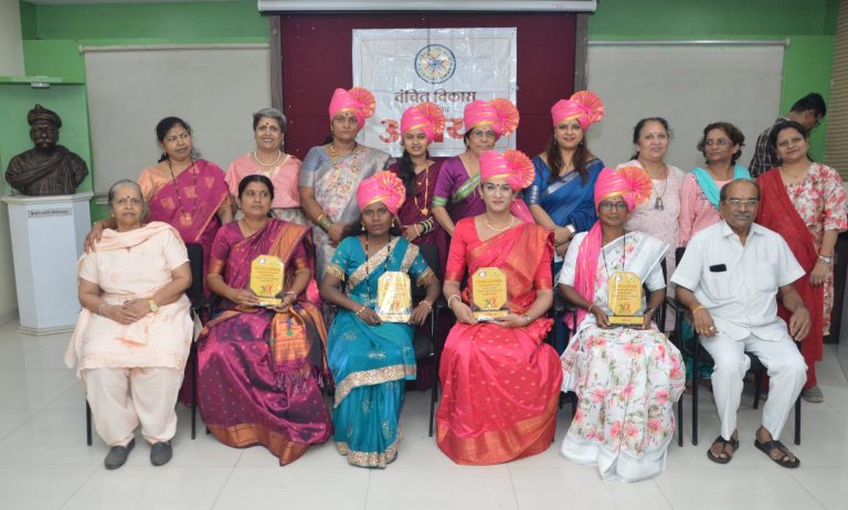 स्त्री सक्षम झाली तर तिला आत्महत्येचा पर्याय निवडावा लागणार नाही