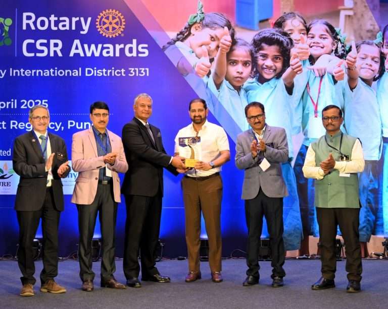 अमानोरा येस फाऊंडेशनचा रोटरीतर्फे गौरव