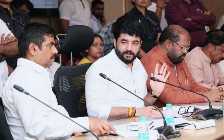 कारणे सांगू नका, रिझल्ट द्या:नालेसफाईत ‘हात कि सफाई’ नकोच-केंद्रीय मंत्री मुरलीधर मोहोळ यांचे महापालिकेला निर्देश