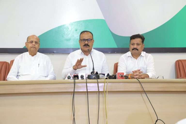 अतिवृष्टीमुळे नुकसानग्रस्त शेतक-यांना एकरी २० हजार व हेक्टरी ५० हजारांचे अनुदान तातडीने द्या: हर्षवर्धन सपकाळ.