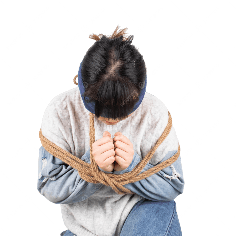 मैत्रिणीने बोलवल्याने तो गेला… अन … बनला होस्टेज ..